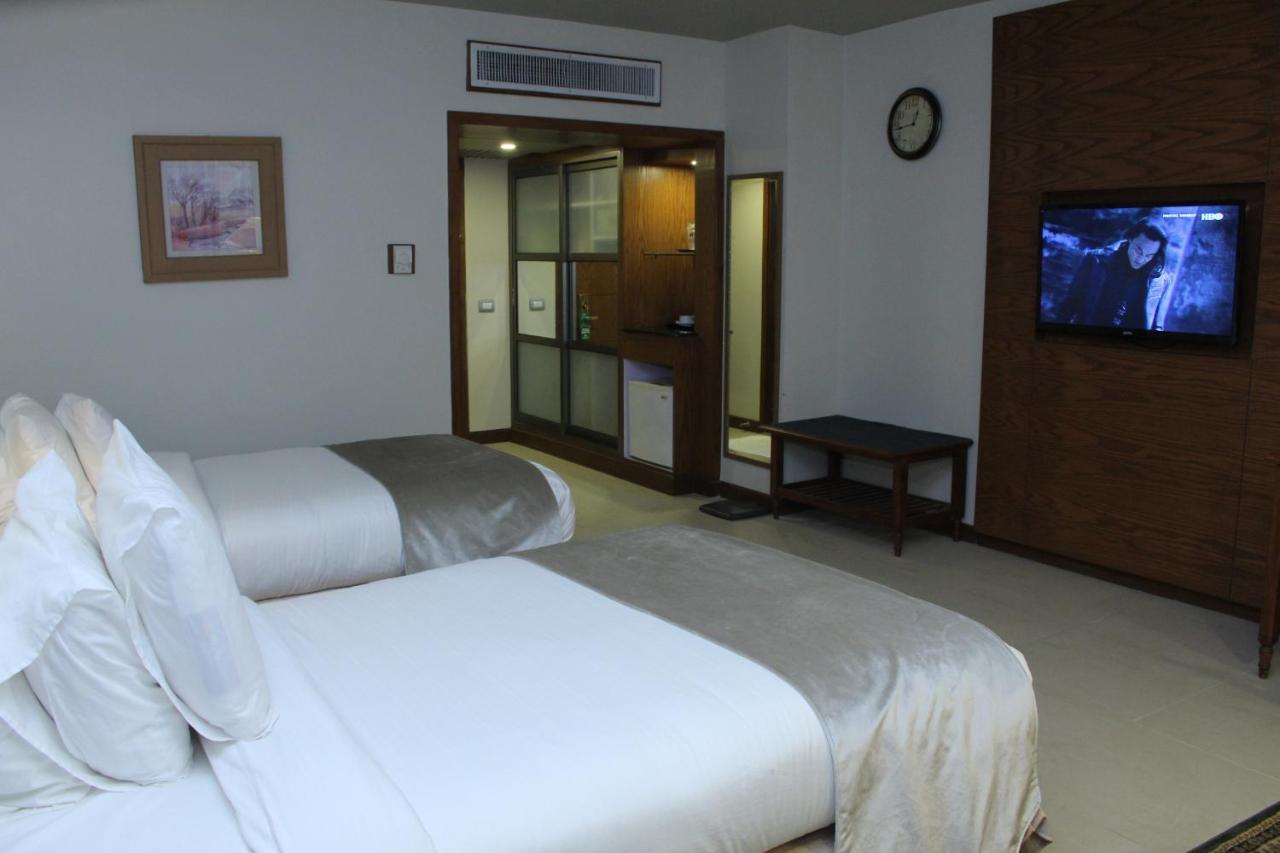 Regent Plaza Hotel&Convention Center Karachi Exterior foto